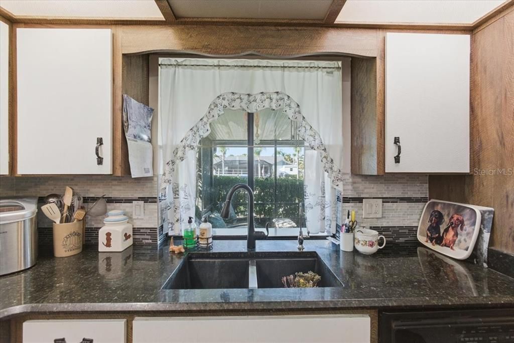 En Venta: $405,000 (2 camas, 2 baños, 1426 Pies cuadrados)