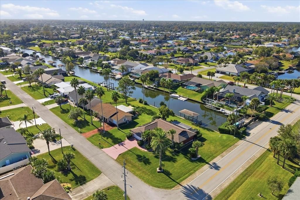 En Venta: $405,000 (2 camas, 2 baños, 1426 Pies cuadrados)