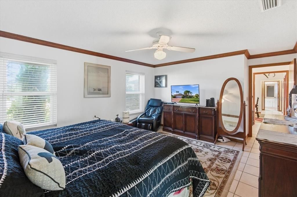 En Venta: $405,000 (2 camas, 2 baños, 1426 Pies cuadrados)