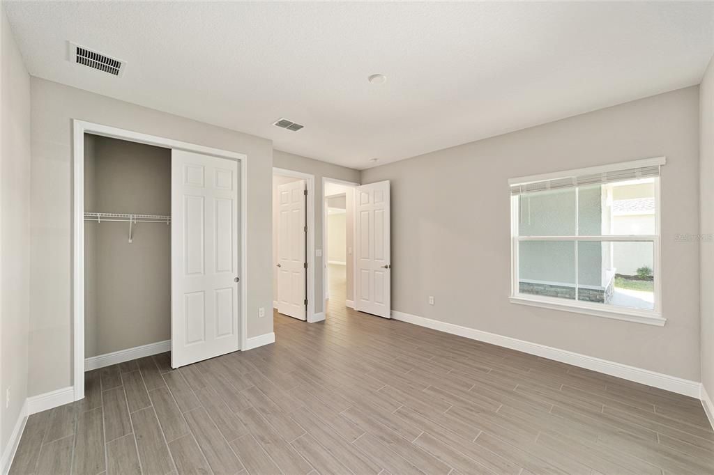 Active With Contract: $447,000 (2 beds, 2 baths, 2493 Square Feet)