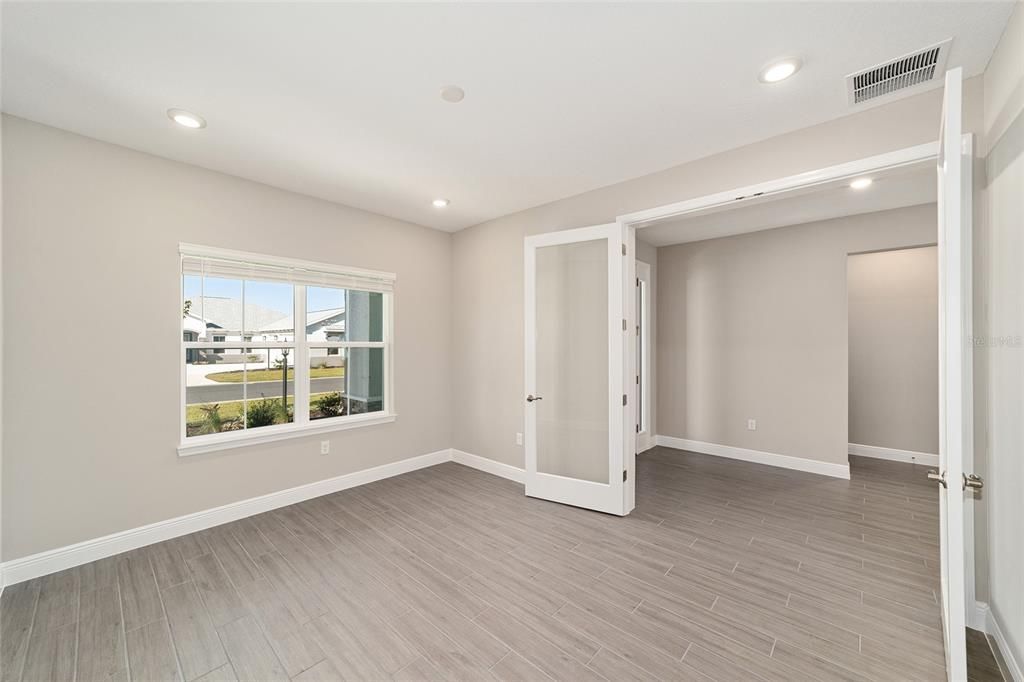 Active With Contract: $447,000 (2 beds, 2 baths, 2493 Square Feet)