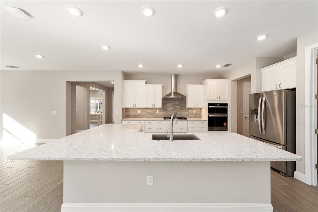 Active With Contract: $447,000 (2 beds, 2 baths, 2493 Square Feet)