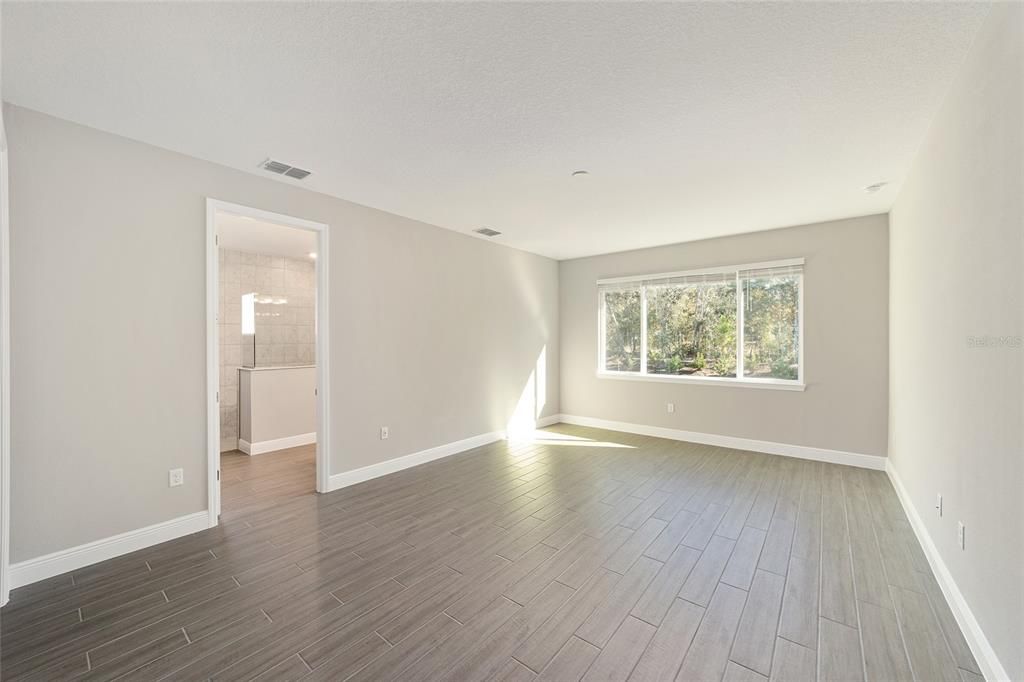 Active With Contract: $447,000 (2 beds, 2 baths, 2493 Square Feet)
