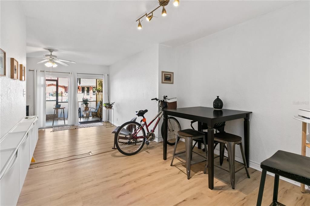 En Venta: $139,900 (1 camas, 1 baños, 633 Pies cuadrados)