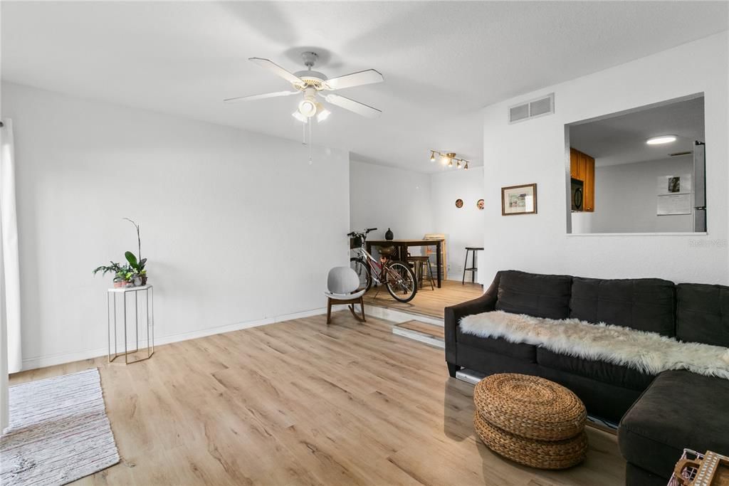 En Venta: $139,900 (1 camas, 1 baños, 633 Pies cuadrados)