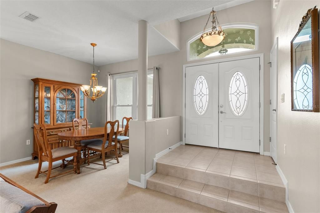 На продажу: $399,900 (3 спален, 2 ванн, 1951 Квадратных фут)