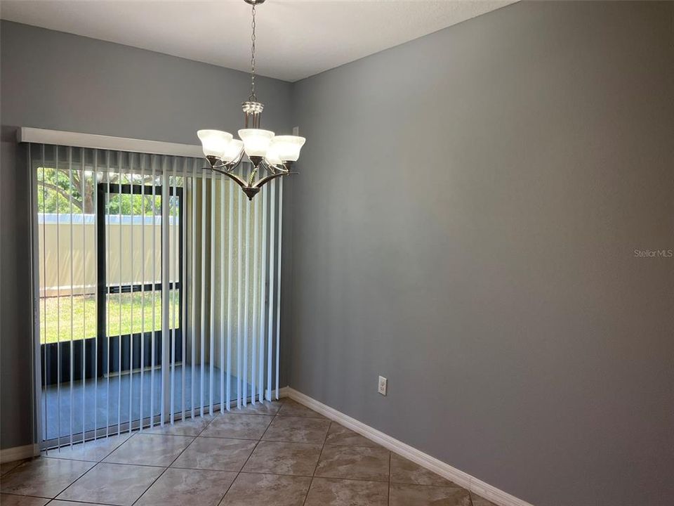 For Rent: $2,100 (3 beds, 2 baths, 1670 Square Feet)