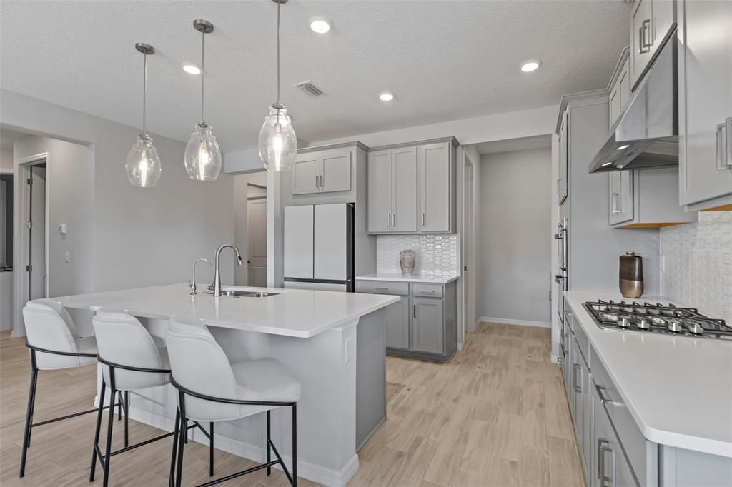 В аренду: $4,199 (4 спален, 3 ванн, 2411 Квадратных фут)