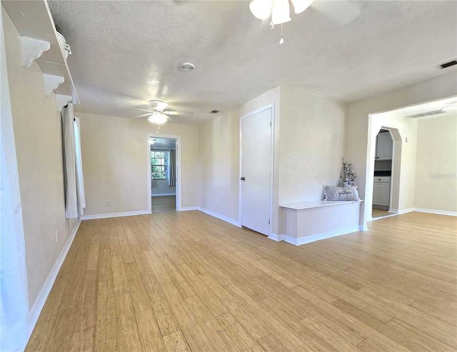 For Rent: $1,600 (2 beds, 2 baths, 1312 Square Feet)
