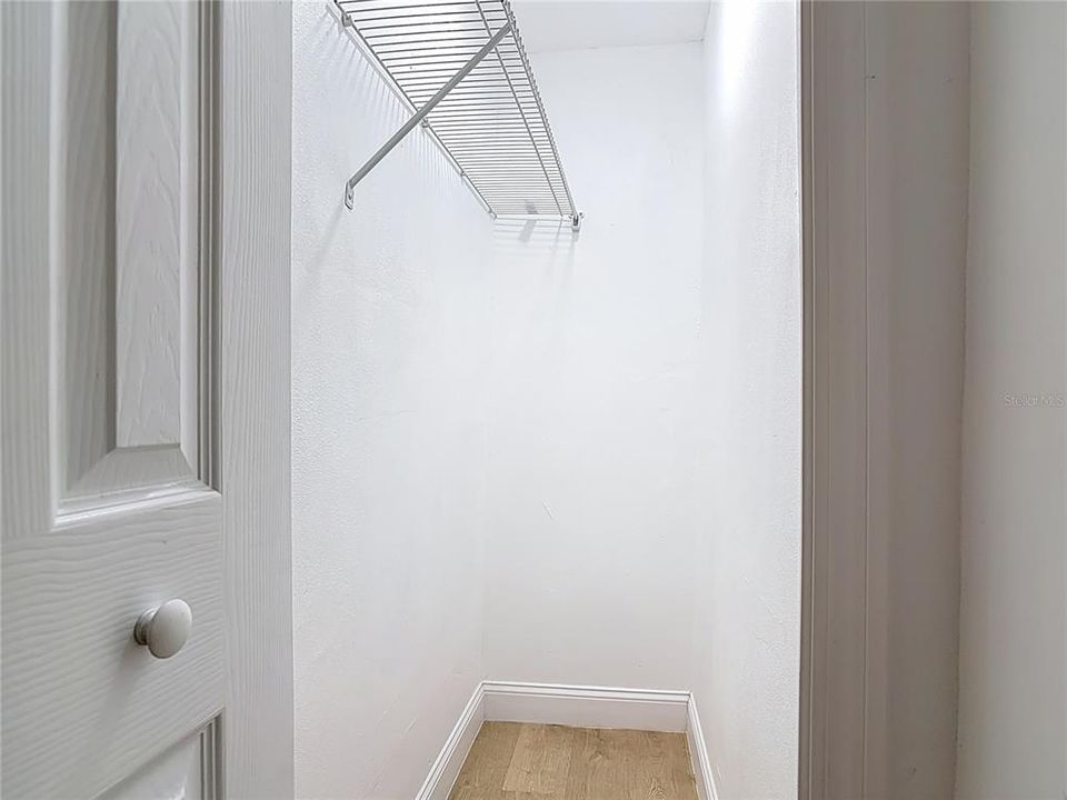 For Rent: $1,495 (2 beds, 1 baths, 837 Square Feet)