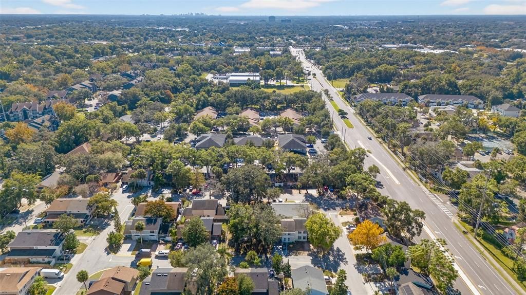 待售: $229,900 (2 贝兹, 2 浴室, 956 平方英尺)