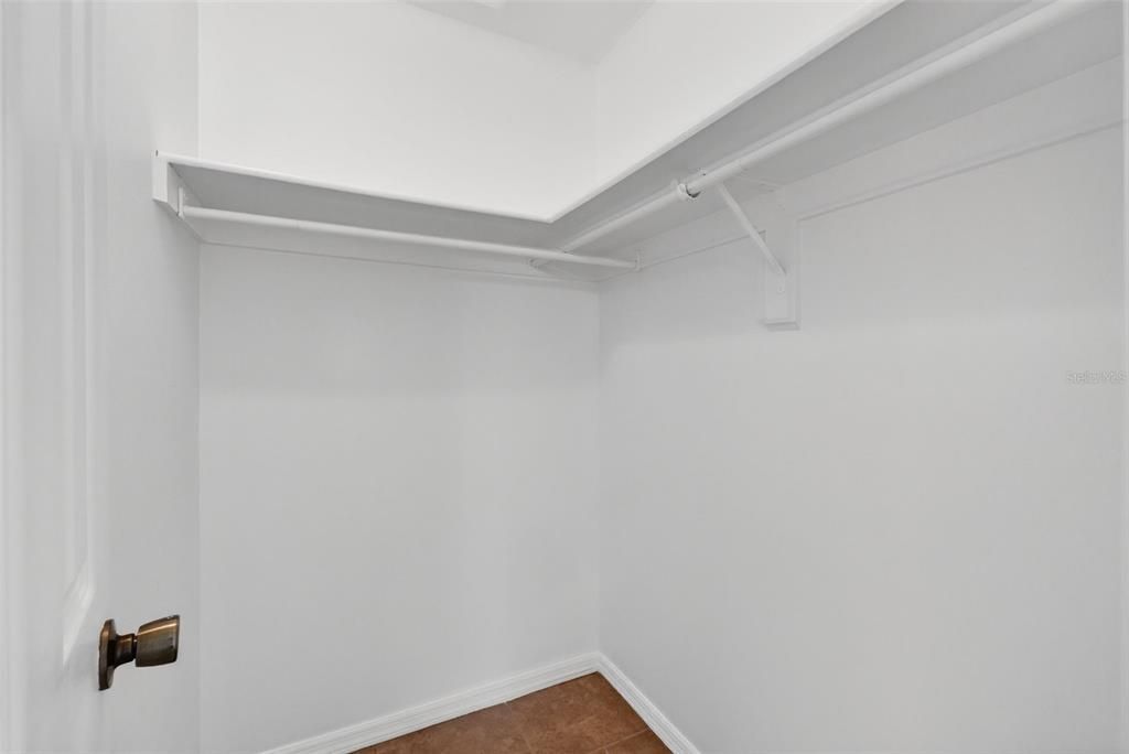 待售: $229,900 (2 贝兹, 2 浴室, 956 平方英尺)