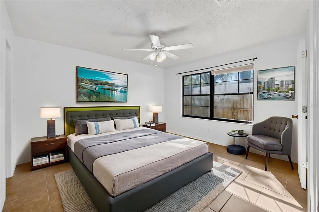 待售: $229,900 (2 贝兹, 2 浴室, 956 平方英尺)