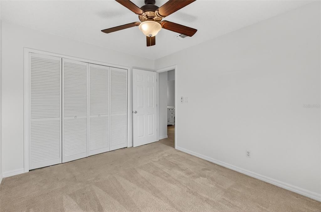 待售: $229,900 (2 贝兹, 2 浴室, 956 平方英尺)