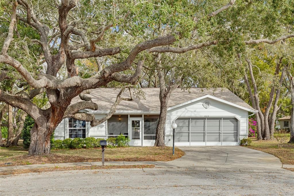 For Sale: $248,999 (2 beds, 2 baths, 1658 Square Feet)