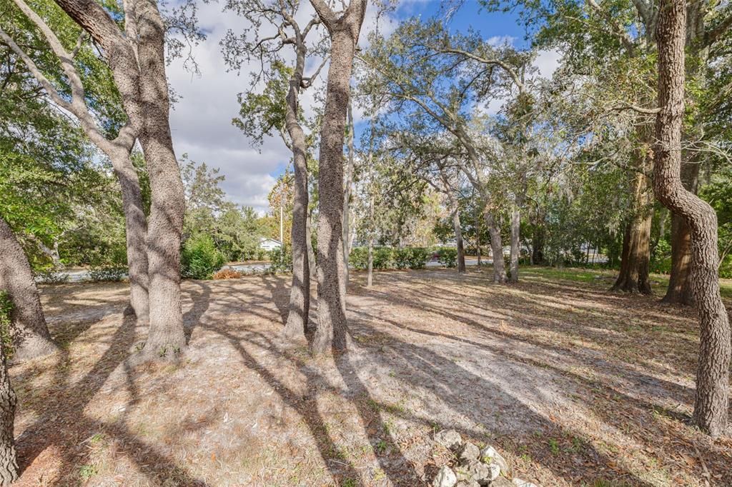 For Sale: $248,999 (2 beds, 2 baths, 1658 Square Feet)