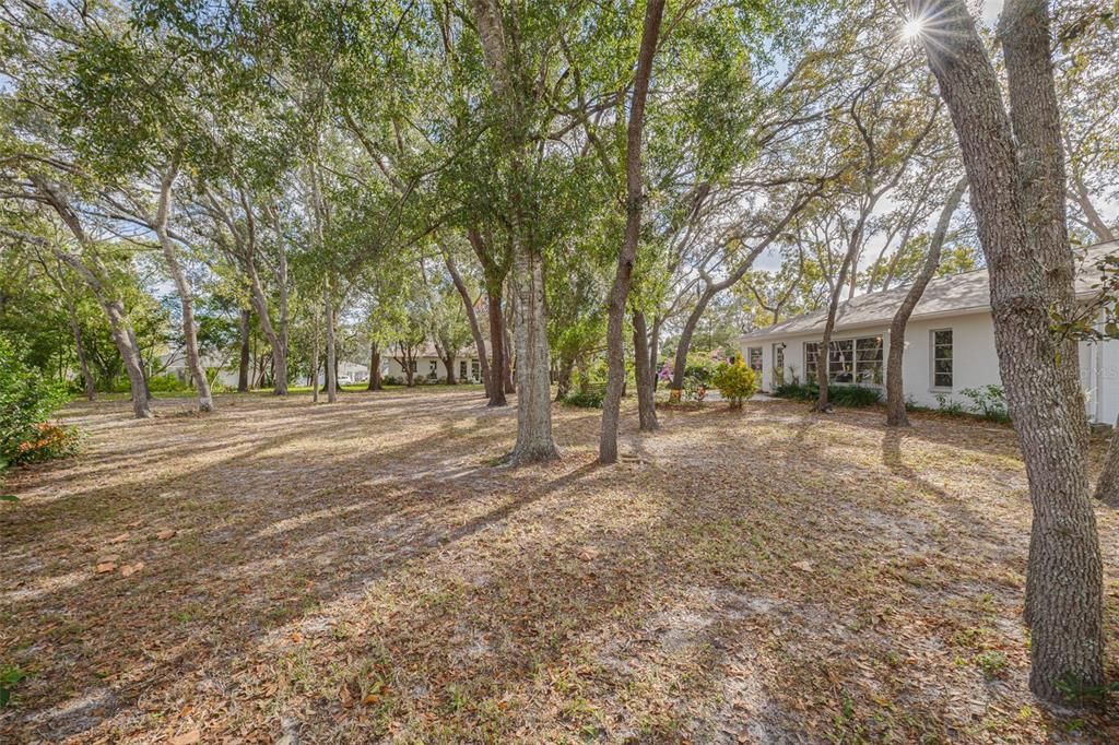 For Sale: $248,999 (2 beds, 2 baths, 1658 Square Feet)