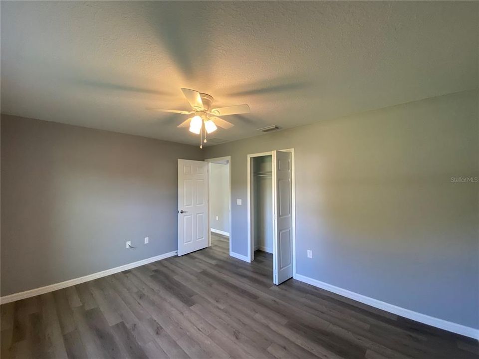 For Rent: $1,650 (3 beds, 2 baths, 1372 Square Feet)