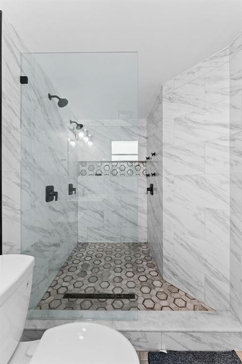 待售: $385,000 (3 贝兹, 2 浴室, 1283 平方英尺)