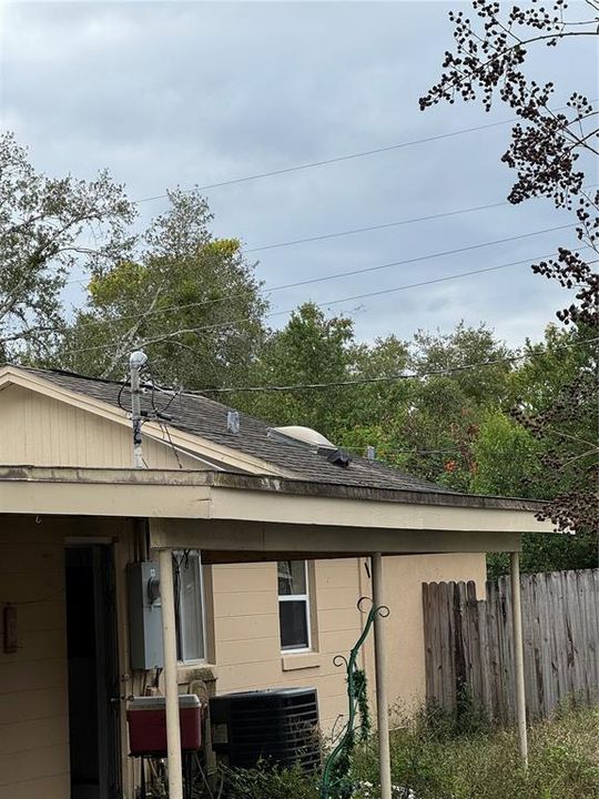 For Sale: $229,900 (3 beds, 2 baths, 1210 Square Feet)