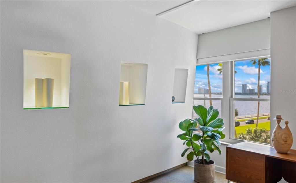 待售: $495,000 (1 贝兹, 1 浴室, 1104 平方英尺)