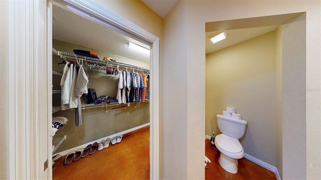 En Venta: $639,900 (5 camas, 3 baños, 2396 Pies cuadrados)