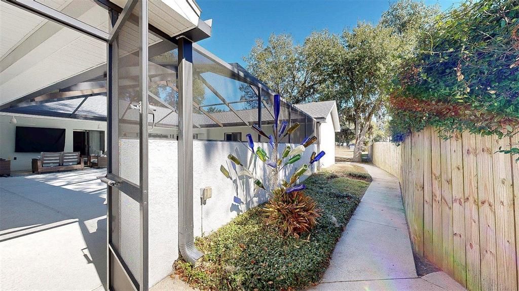 En Venta: $639,900 (5 camas, 3 baños, 2396 Pies cuadrados)