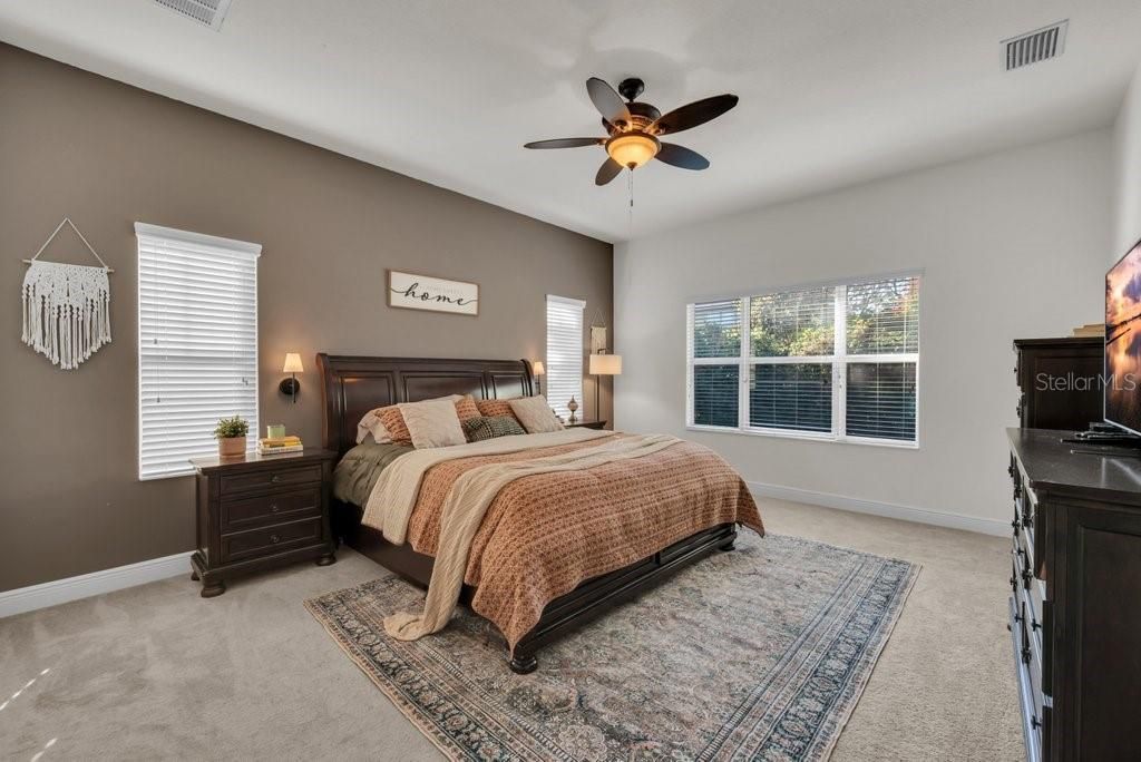 For Sale: $835,000 (5 beds, 4 baths, 3146 Square Feet)