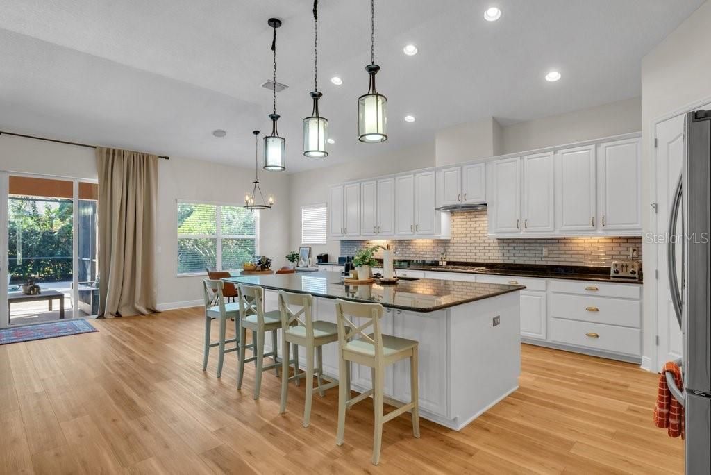 For Sale: $835,000 (5 beds, 4 baths, 3146 Square Feet)