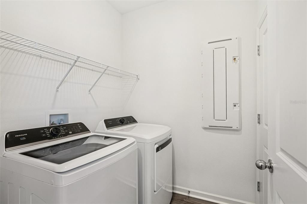 待售: $319,900 (3 贝兹, 2 浴室, 1697 平方英尺)