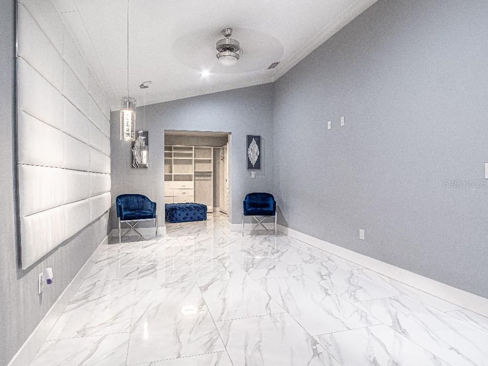 На продажу: $599,999 (3 спален, 2 ванн, 1600 Квадратных фут)