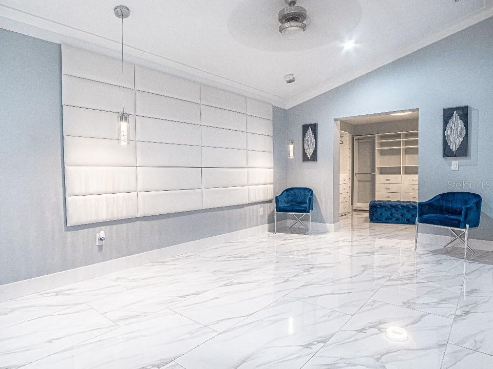 На продажу: $599,999 (3 спален, 2 ванн, 1600 Квадратных фут)