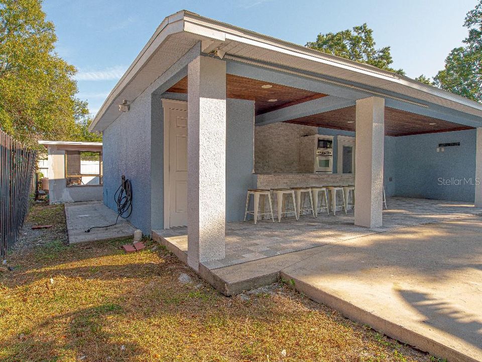 На продажу: $599,999 (3 спален, 2 ванн, 1600 Квадратных фут)