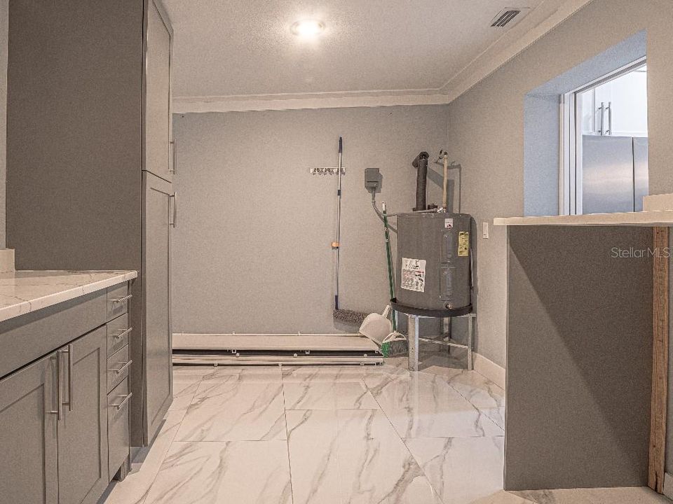 На продажу: $599,999 (3 спален, 2 ванн, 1600 Квадратных фут)