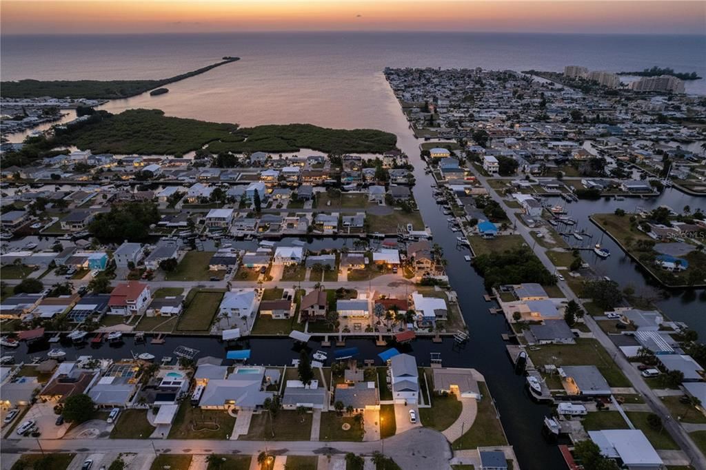 En Venta: $325,000 (2 camas, 1 baños, 1028 Pies cuadrados)