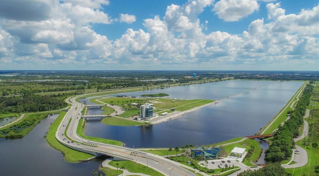 For Sale: $274,000 (2 beds, 2 baths, 1060 Square Feet)