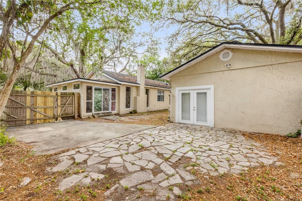 En Venta: $469,000 (5 camas, 3 baños, 2000 Pies cuadrados)