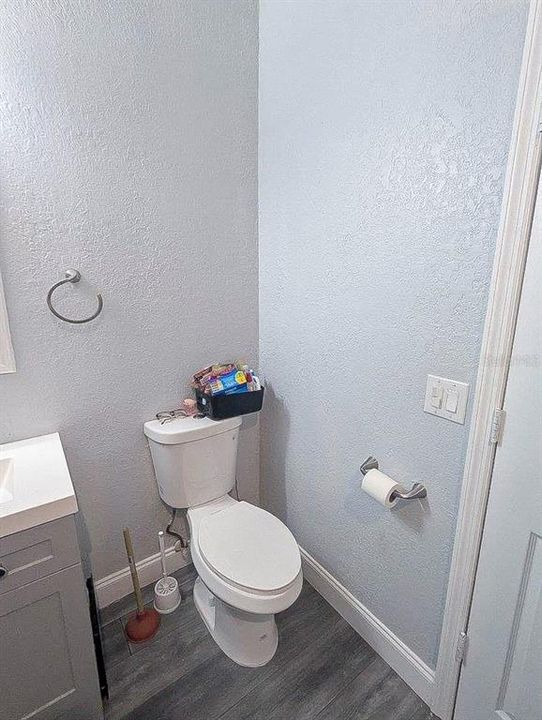 En Venta: $469,000 (5 camas, 3 baños, 2000 Pies cuadrados)