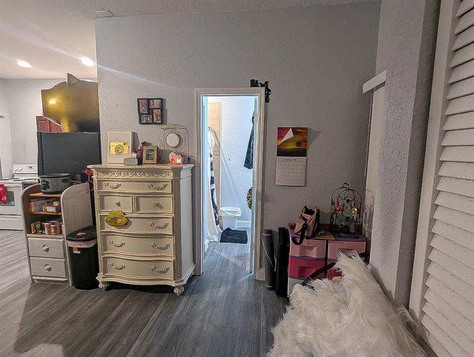 En Venta: $469,000 (5 camas, 3 baños, 2000 Pies cuadrados)