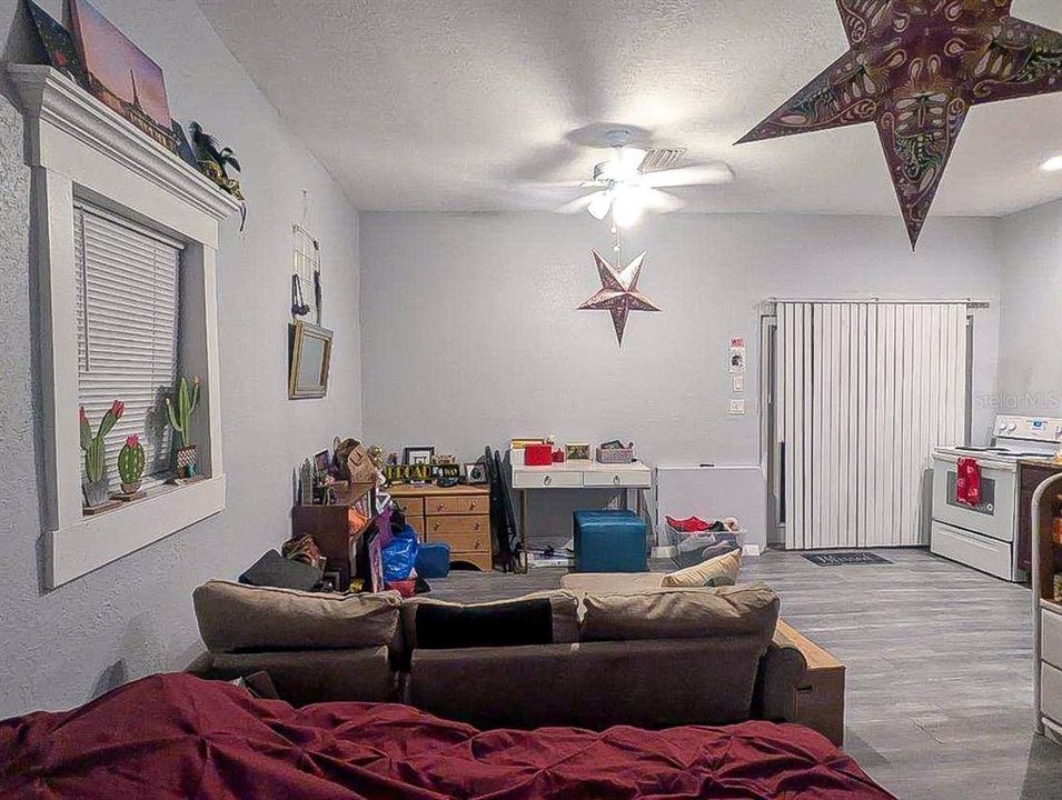 En Venta: $469,000 (5 camas, 3 baños, 2000 Pies cuadrados)