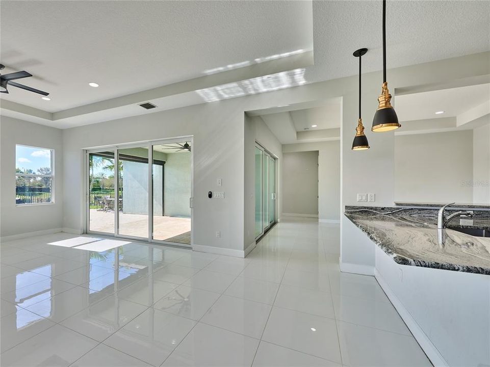 For Sale: $799,000 (3 beds, 3 baths, 2749 Square Feet)