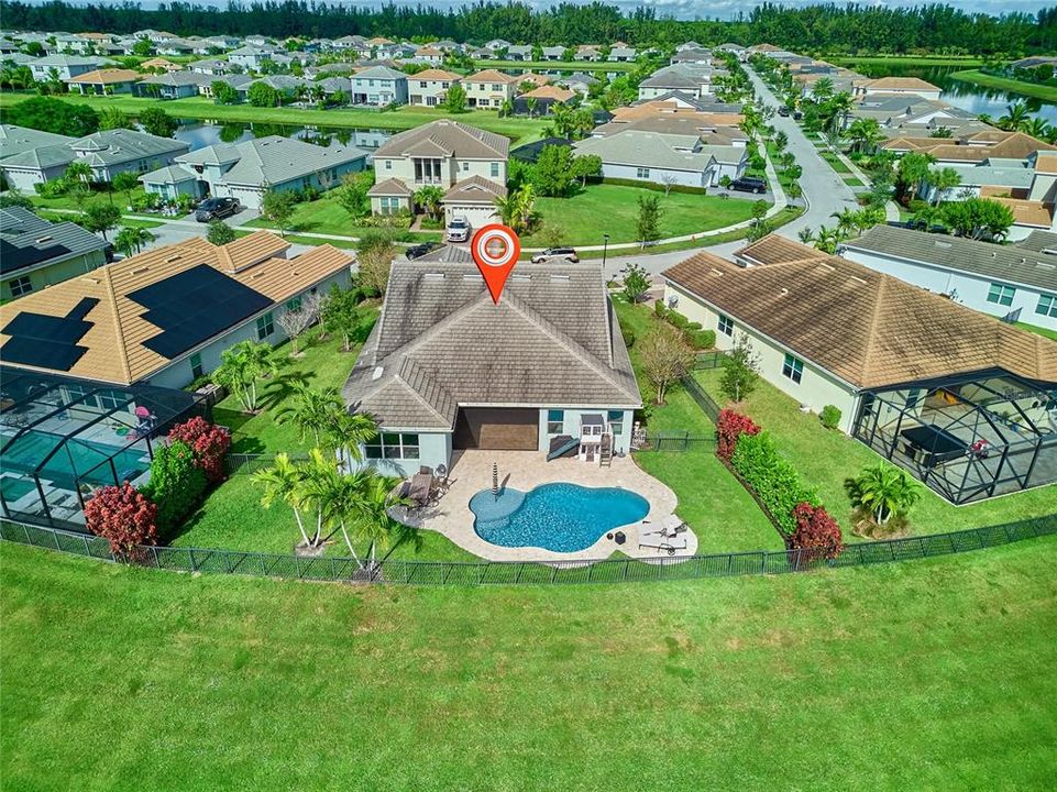 For Sale: $799,000 (3 beds, 3 baths, 2749 Square Feet)