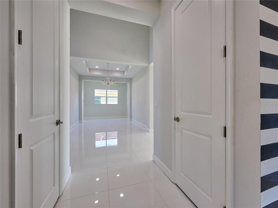 For Sale: $799,000 (3 beds, 3 baths, 2749 Square Feet)