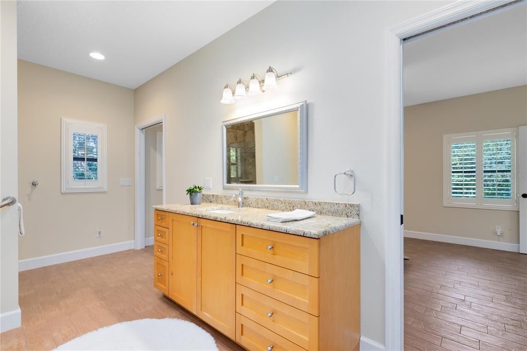 En Venta: $1,500,000 (7 camas, 5 baños, 4260 Pies cuadrados)