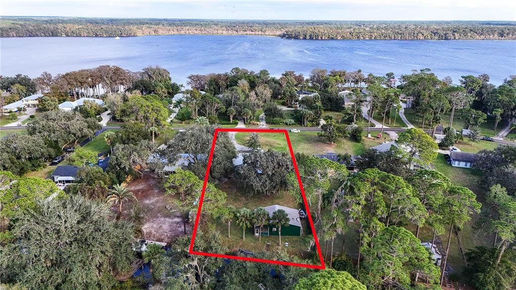 En Venta: $690,000 (4 camas, 3 baños, 2250 Pies cuadrados)