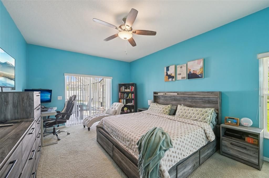 En Venta: $539,000 (4 camas, 3 baños, 2238 Pies cuadrados)