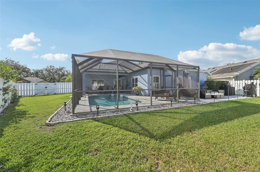 En Venta: $539,000 (4 camas, 3 baños, 2238 Pies cuadrados)