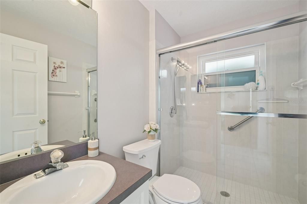 En Venta: $539,000 (4 camas, 3 baños, 2238 Pies cuadrados)