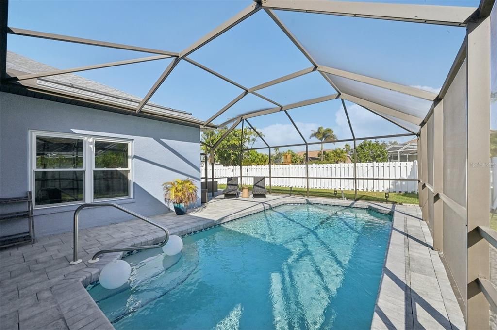 En Venta: $539,000 (4 camas, 3 baños, 2238 Pies cuadrados)