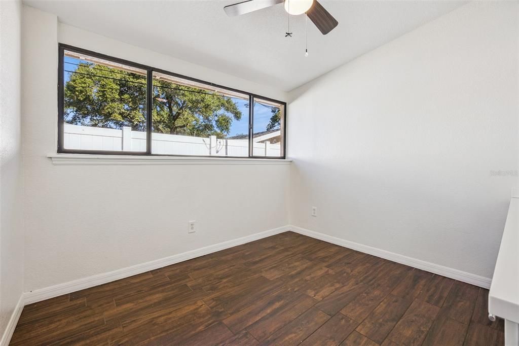 En Venta: $385,000 (3 camas, 3 baños, 1616 Pies cuadrados)